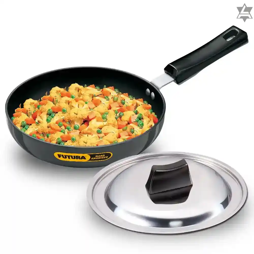 Hawkins Futura 22 cm Frying Pan, Hard Anodised Fry Pan with Stainless Steel Lid, Induction Frying Pan, Small Frying Pan, Black 